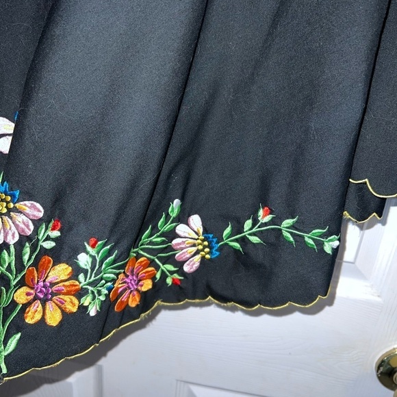 Black Embroidered Boho Bell Sleeve Blouse - Picture 3 of 6